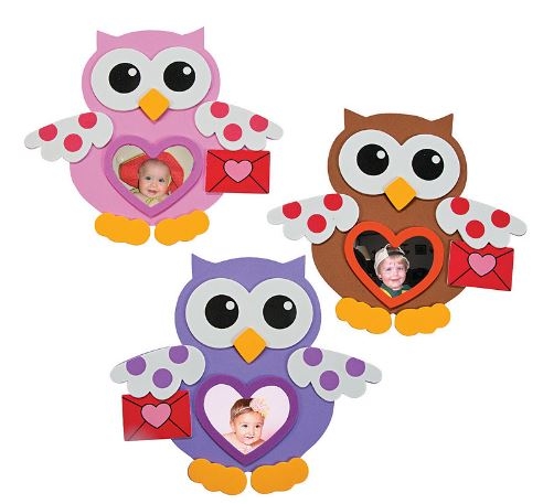 Picture frames shaped like owls